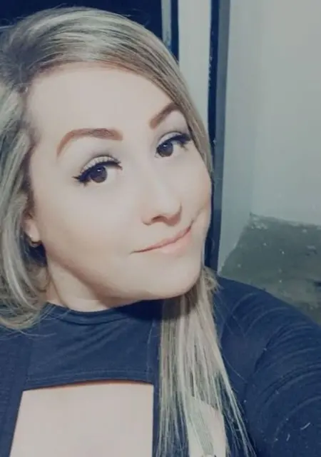 Я Valentina, 29, из Мадрида, ищу знакомство