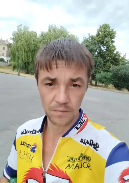 Евгений з Павлограда, шукаю на сайті знайомства на одну ніч