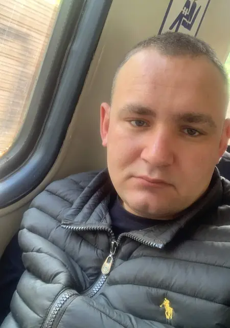 Я Олег, 30, знакомлюсь без обязательств в Мытищах