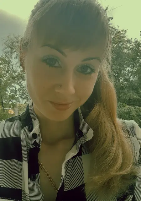 Иришка из Иванова, ищу на сайте приятное времяпровождение