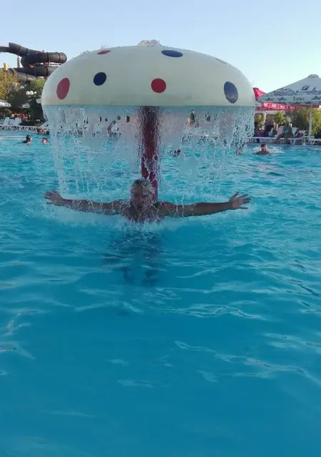 Сашасвета из Харькова, мне 44, познакомлюсь на одну ночь