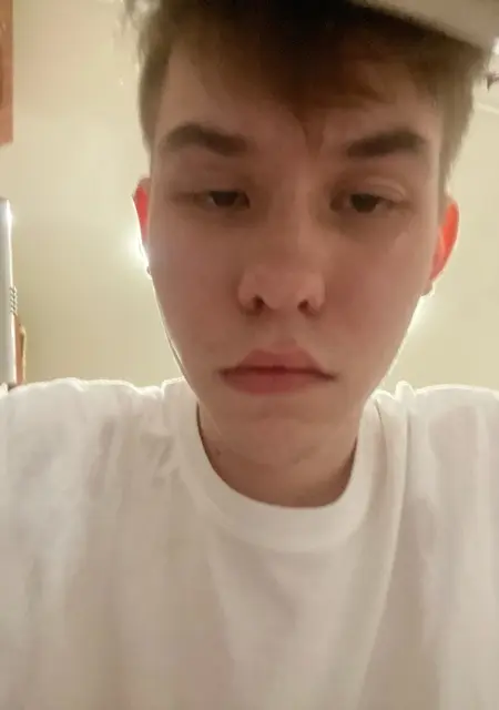 Я Aezakmi, 19, знакомлюсь для общения в Йошкар-Оле