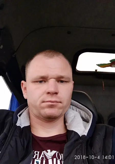 Дима из Пинска, мне 37, познакомлюсь для дружбы