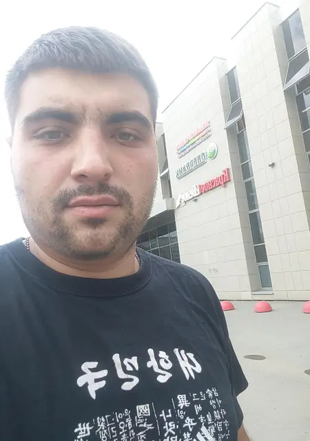 Я Edik, 29, из Перми, ищу знакомства на одну ночь