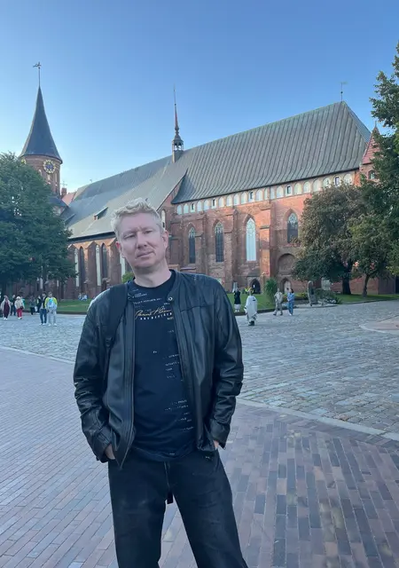 Андрей из Екатеринбурга, мне 45, познакомлюсь для приятного времяпровождения