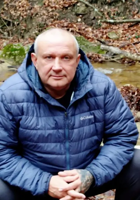 Александр из Севастополя, мне 52, познакомлюсь без обязательств