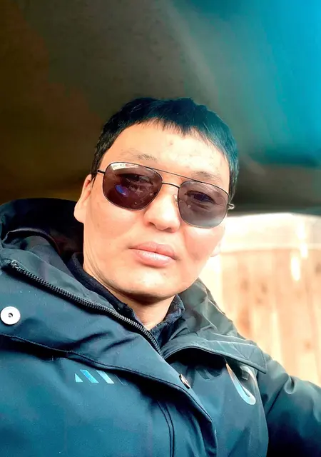 Я Аюр, 38, из Улан-Удэ, ищу знакомство для приятного времяпровождения