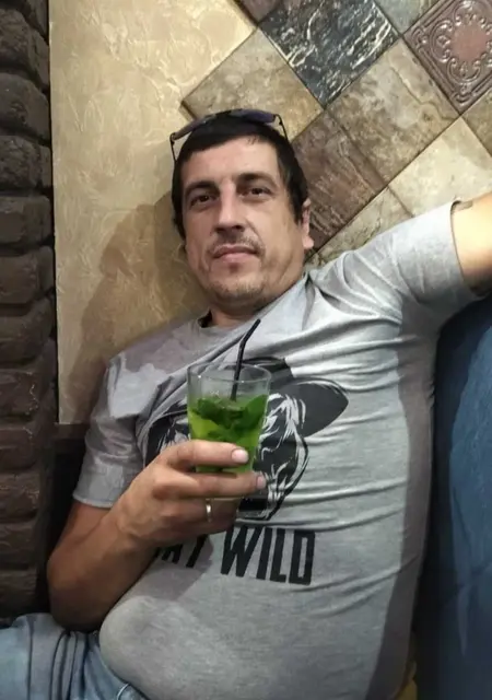 Андрей из Тамбова, мне 38, познакомлюсь на одну ночь