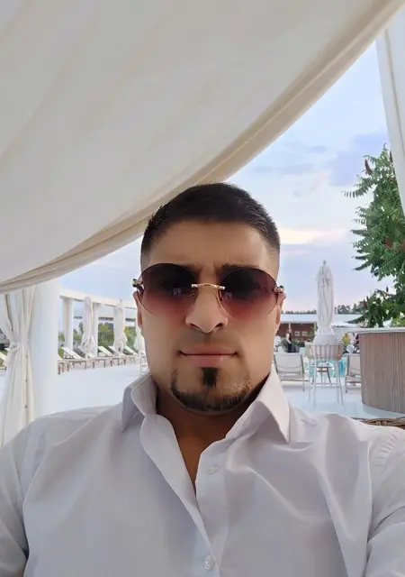 Джамал из Москвы, мне 33, познакомлюсь без обязательств