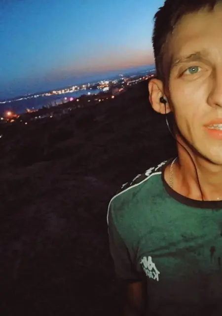 Я Павел, 30, из Севастополя, ищу знакомства на одну ночь