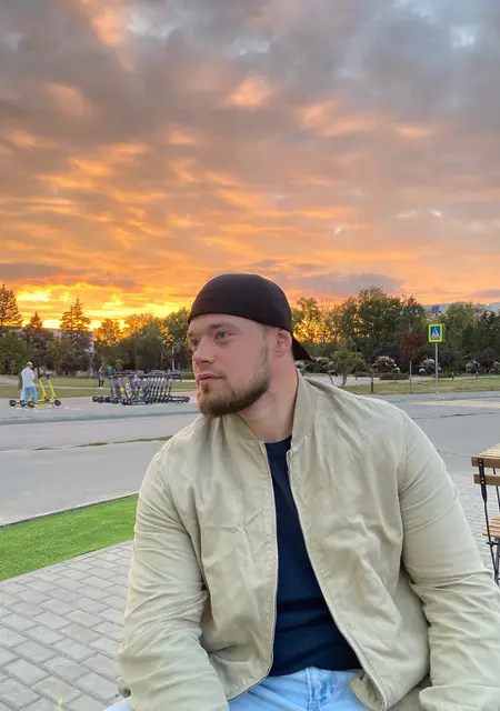 Я Ruslan, 30, знакомлюсь на одну ночь в Кирове