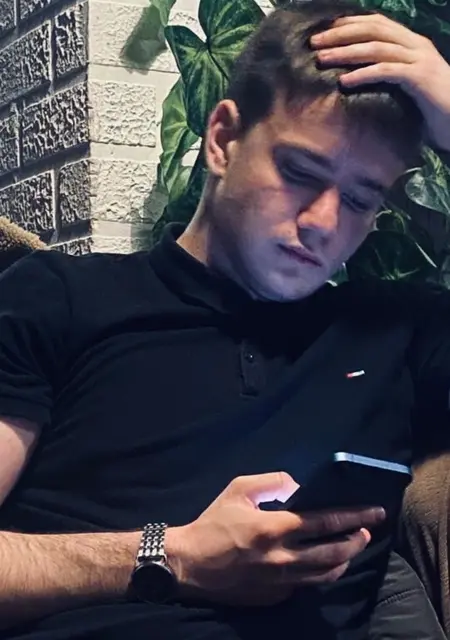 Станислав из Саранска, мне 20, познакомлюсь без обязательств