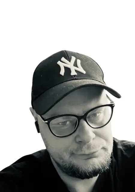 Андрей из Санкт-Петербурга, мне 35, познакомлюсь для дружбы