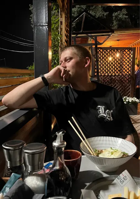 Я Никита, 32, знакомлюсь без обязательств в Саратове