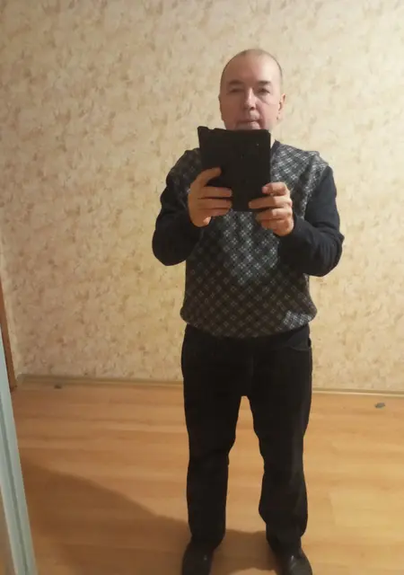 Я Владимир, 59, знакомлюсь без обязательств в Санкт-Петербурге