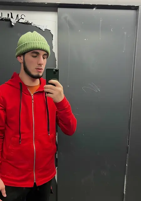 Раджап из Перми, мне 18, познакомлюсь на одну ночь