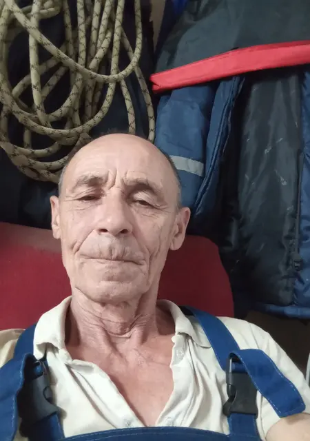 Я Салават, 62, знакомлюсь без обязательств в Перми