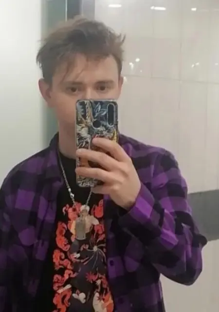 Я Вадим, 27, из Калуги, ищу знакомство для постоянных отношений