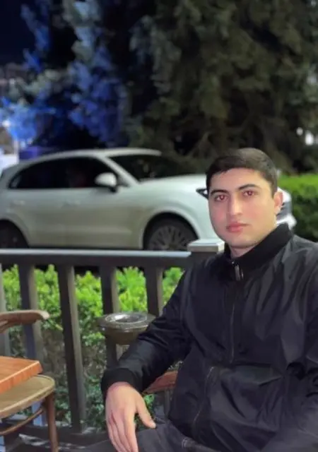 Я Ваня, 25, знакомлюсь для постоянных отношений в Славянске-на-Кубани