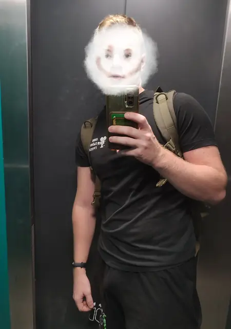 Вито из Анапы, мне 25, познакомлюсь для приятного времяпровождения