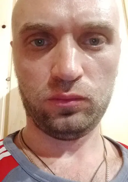 Я Костя, 40, из Каменска-Уральского, ищу знакомства на одну ночь