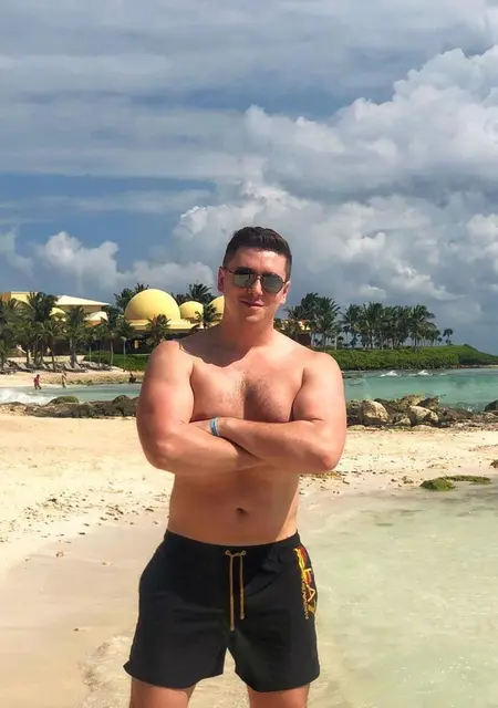 Pavel из Кирова, ищу на сайте знакомства без обязательств