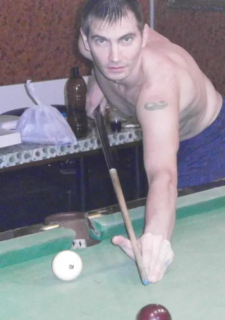 Я Павел, 49, из Тольятти, ищу знакомства на одну ночь