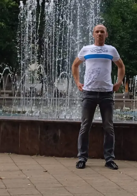 Александр из Краснодара, ищу на сайте знакомства без обязательств