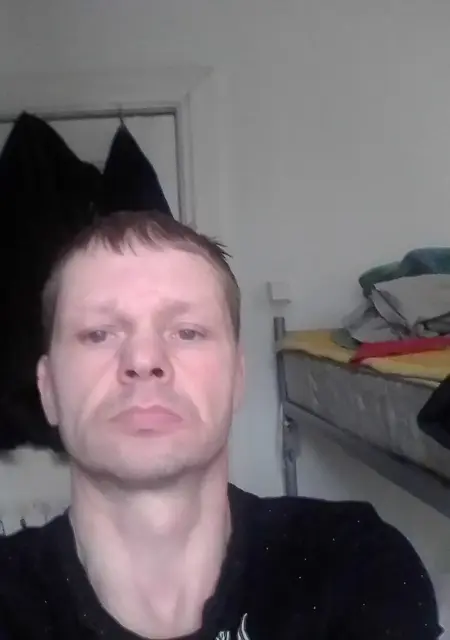 Я Руслан, 43, из Тюмени, ищу знакомства без обязательств