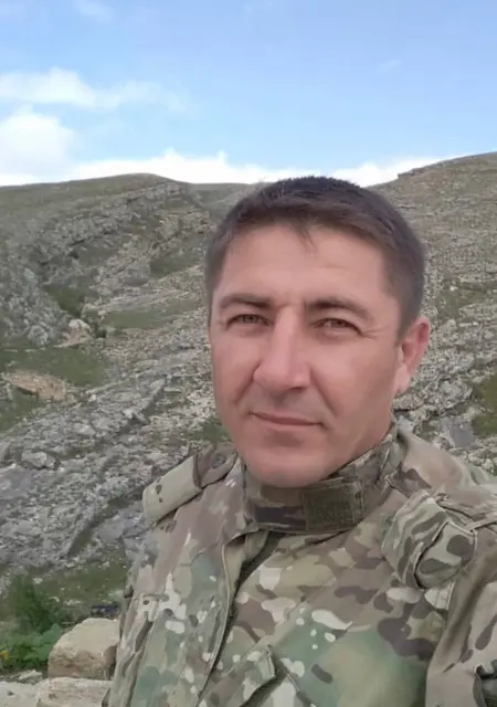 Я Нариман, 41, из Сургута, ищу знакомства без обязательств