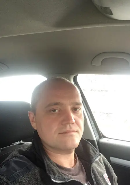 Андрей из Балабанова, мне 44, познакомлюсь на одну ночь