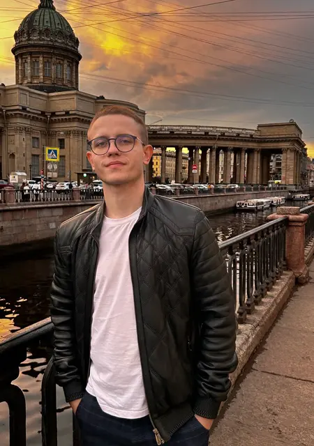 Никита из Санкт-Петербурга, мне 26, познакомлюсь для открытые отношения