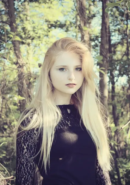 Я Анна, 25, из Новороссийска, ищу знакомство для дружбы