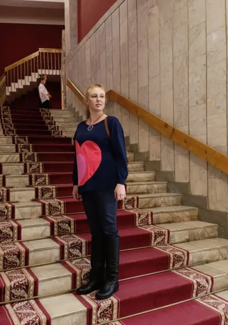 Я Лика, 35, из Смоленска, ищу знакомство для приятного времяпровождения