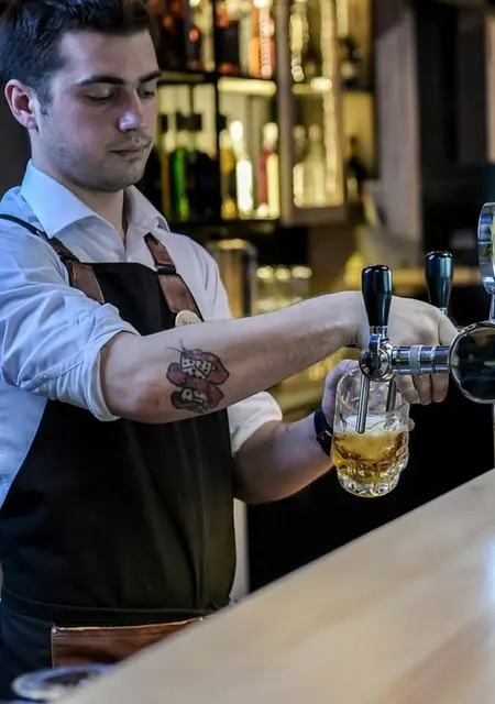 Sergey из Мариуполя, мне 30, познакомлюсь на одну ночь