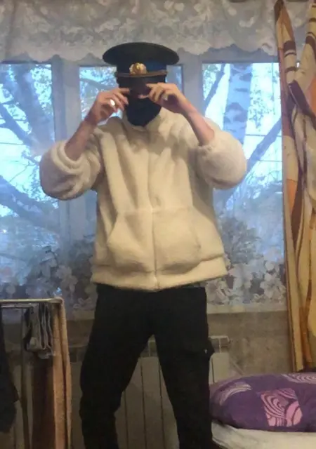 Арсен из Костромы, мне 20, познакомлюсь для общения