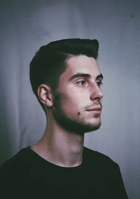 Александр из Мурманска, ищу на сайте знакомства на одну ночь