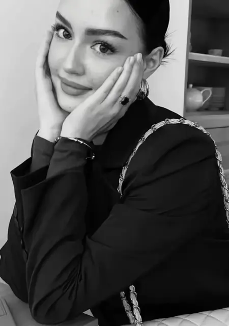 Я Полина, 19, из Тольятти, ищу знакомство для приятного времяпровождения