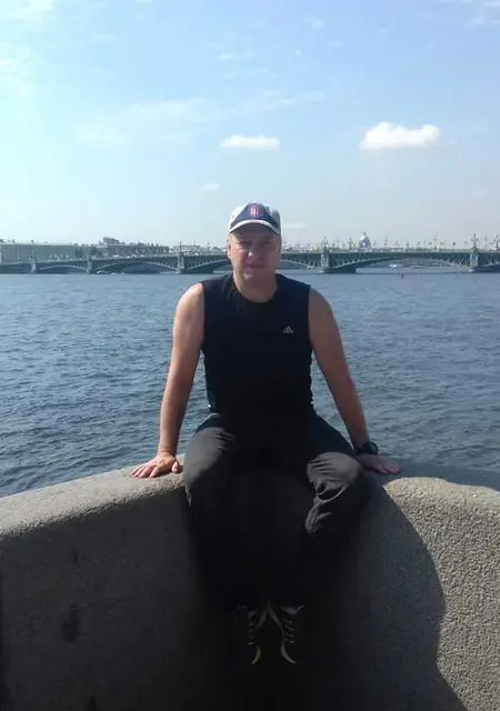 Андрей из Старого Оскола, мне 48, познакомлюсь на одну ночь