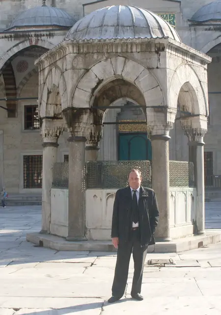 Сергей из Минска, мне 56, познакомлюсь без обязательств