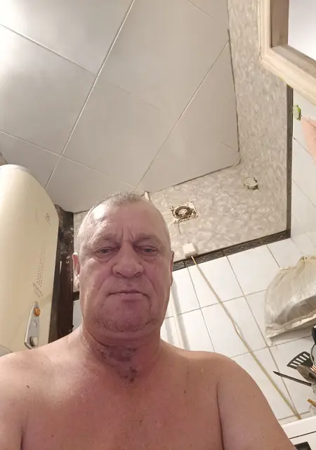 Я Алекс, 52, из Красноярска, ищу знакомства без обязательств