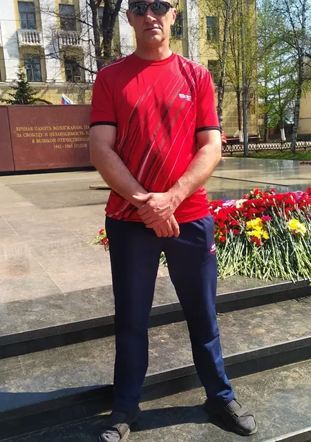 Я Анатолий, 52, из Вологды, ищу знакомства без обязательств