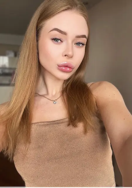 Юлия из Могилёва, ищу на сайте приятное времяпровождение