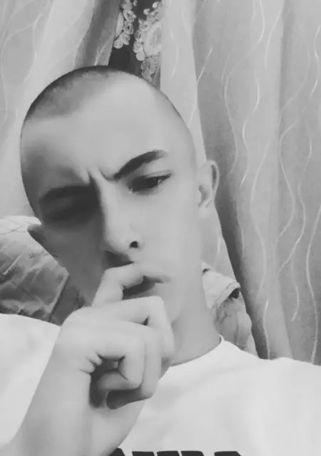 Я Хаски, 21, из Уссурийска, ищу знакомство для общения