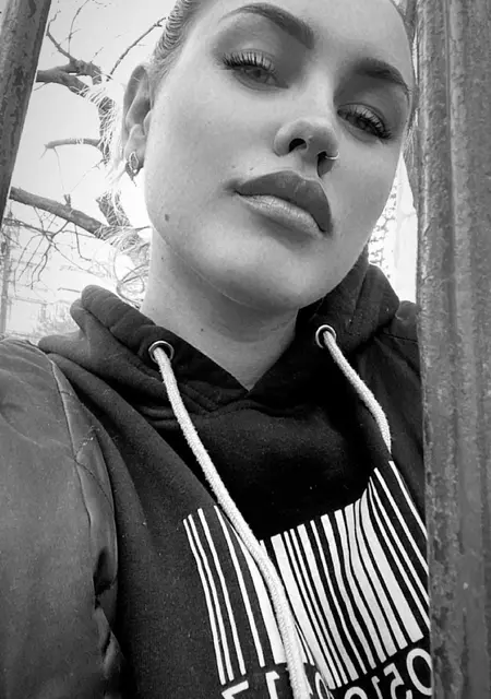 Валерия из Севастополя, мне 27, познакомлюсь для вирта