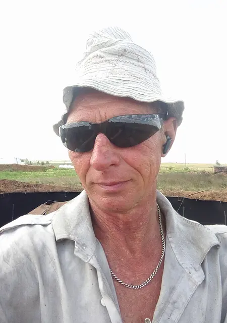 Сергей из Ясного, ищу на сайте знакомства на одну ночь