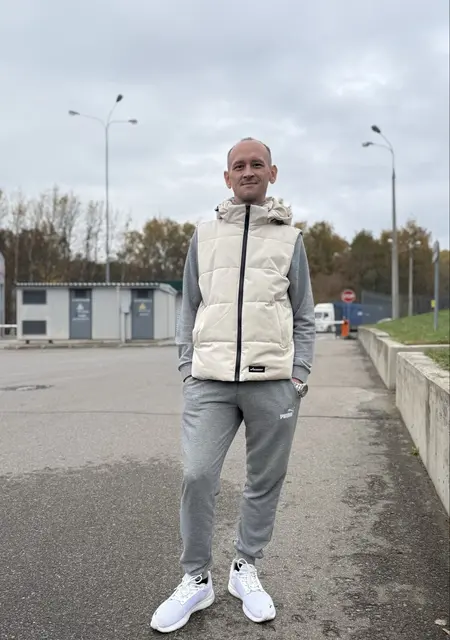 Я Aleksei, 33, знакомлюсь для постоянных отношений в Москве