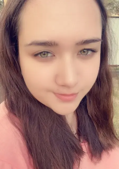 Я Азалия, 19, знакомлюсь для вирта в Казани