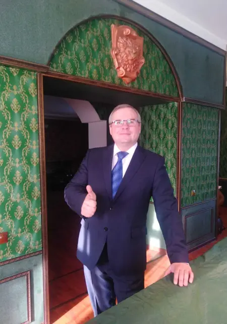 Я Дмитрий, 44, из Омска, ищу знакомство для общения