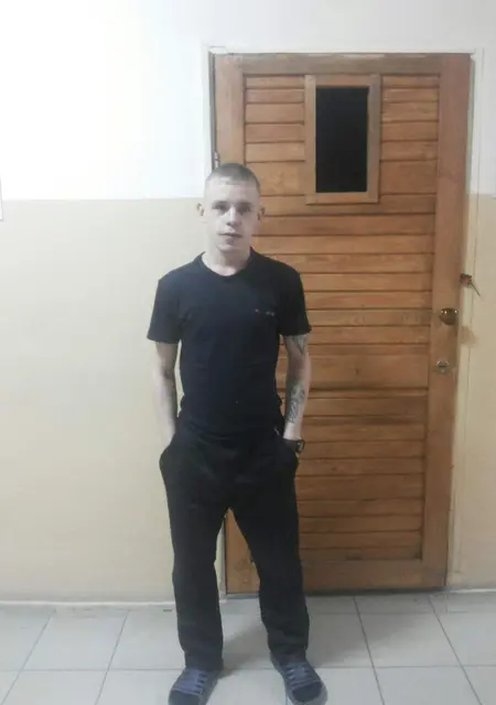 Я Виктор, 27, из Новосибирска, ищу знакомства без обязательств